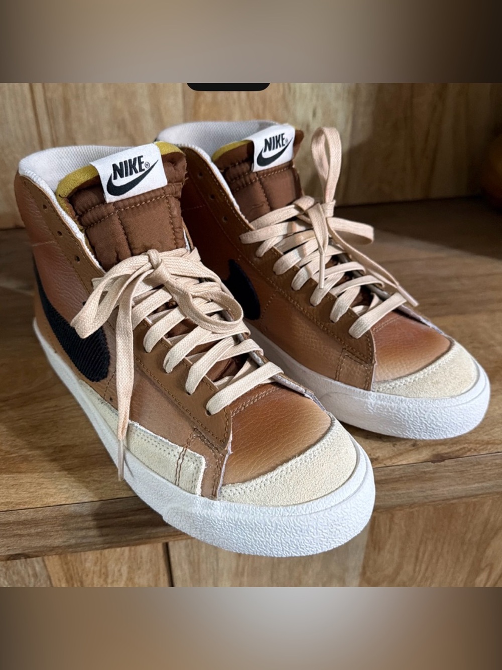 Nike Women's Blazer Mid '77 SE 'Ale Brown'